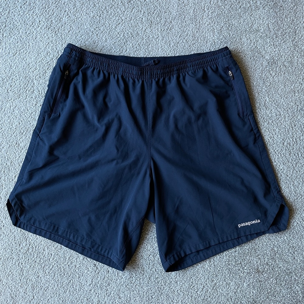 Patagonia Lightweight Shorts with Full Liner, Men’s Size Large, Navy Blue